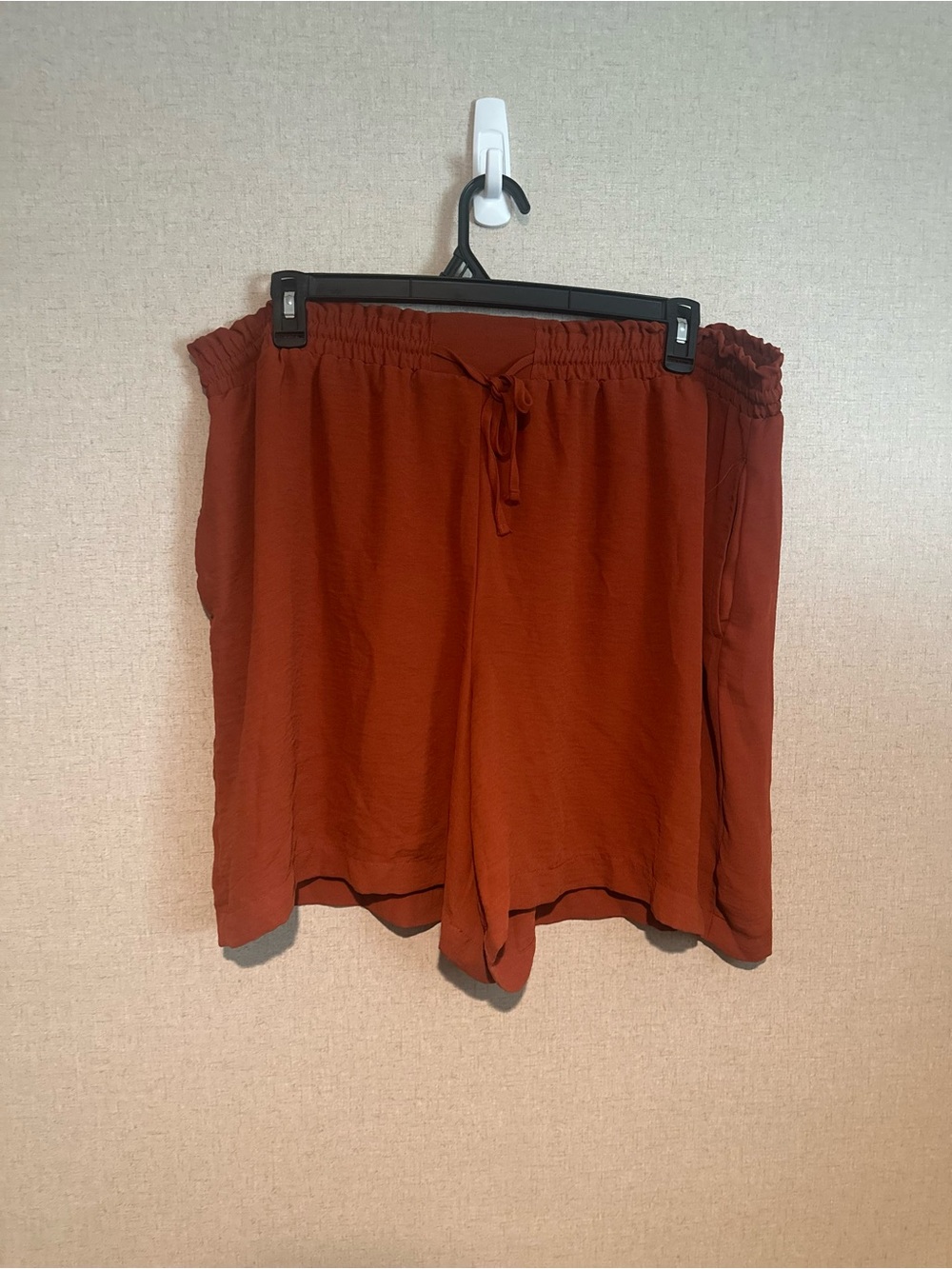 Simply Vera Vera Wang Rust Orange Drawstring Elastic Waist Shorts
